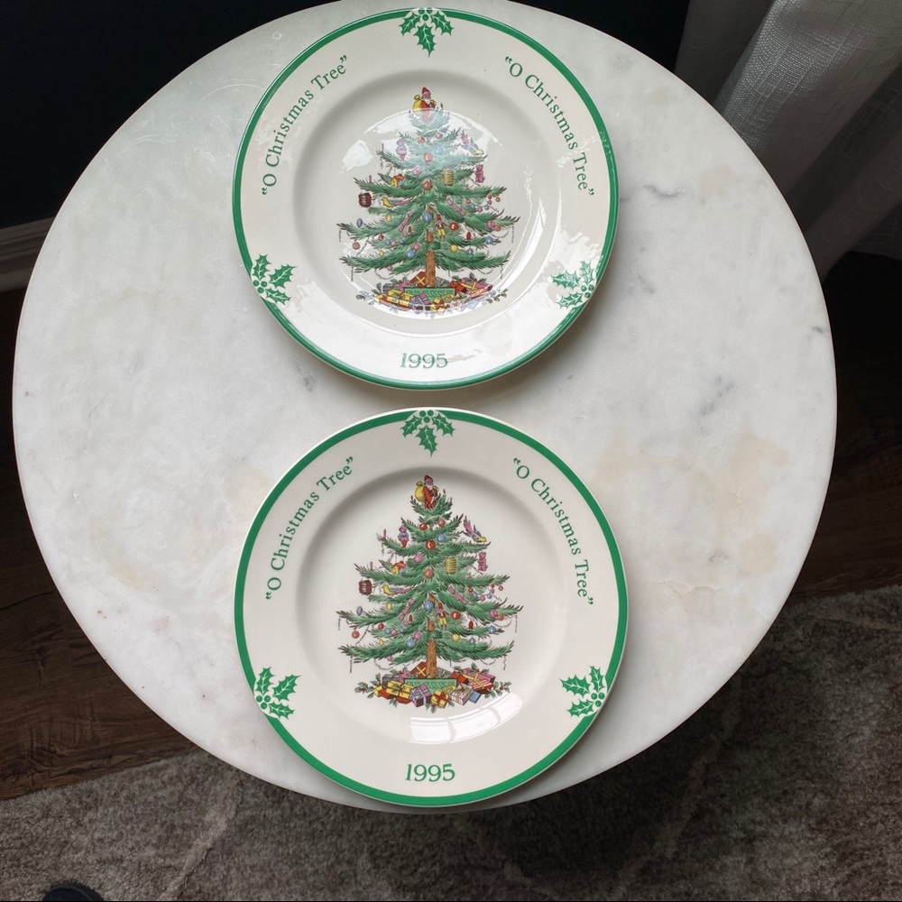 Spode 1995 Plates 2 of them